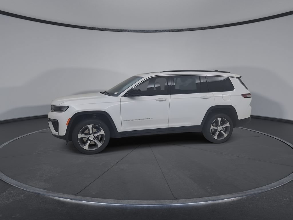 New 2026 Jeep Grand Cherokee L Limited w/ Luxury Tech Group II AWD/4WD image 8