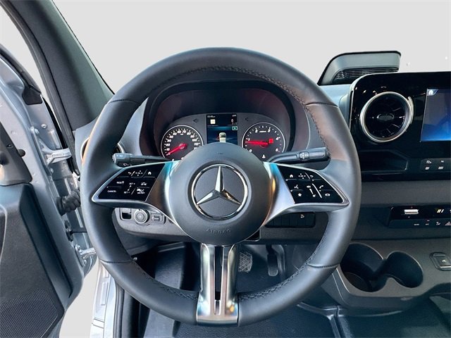 Used 2025 Mercedes-Benz Sprinter 144 Cargo image 11