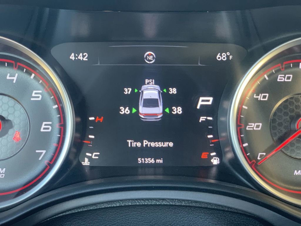 Used 2023 Dodge Charger SXT image 9