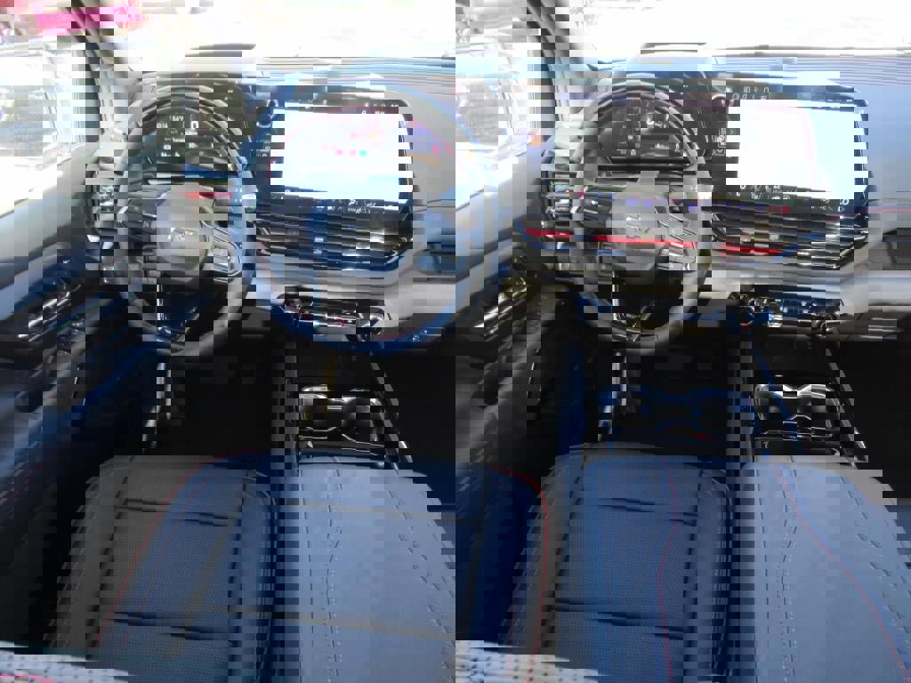 New 2025 Chevrolet Silverado EV RST image 15