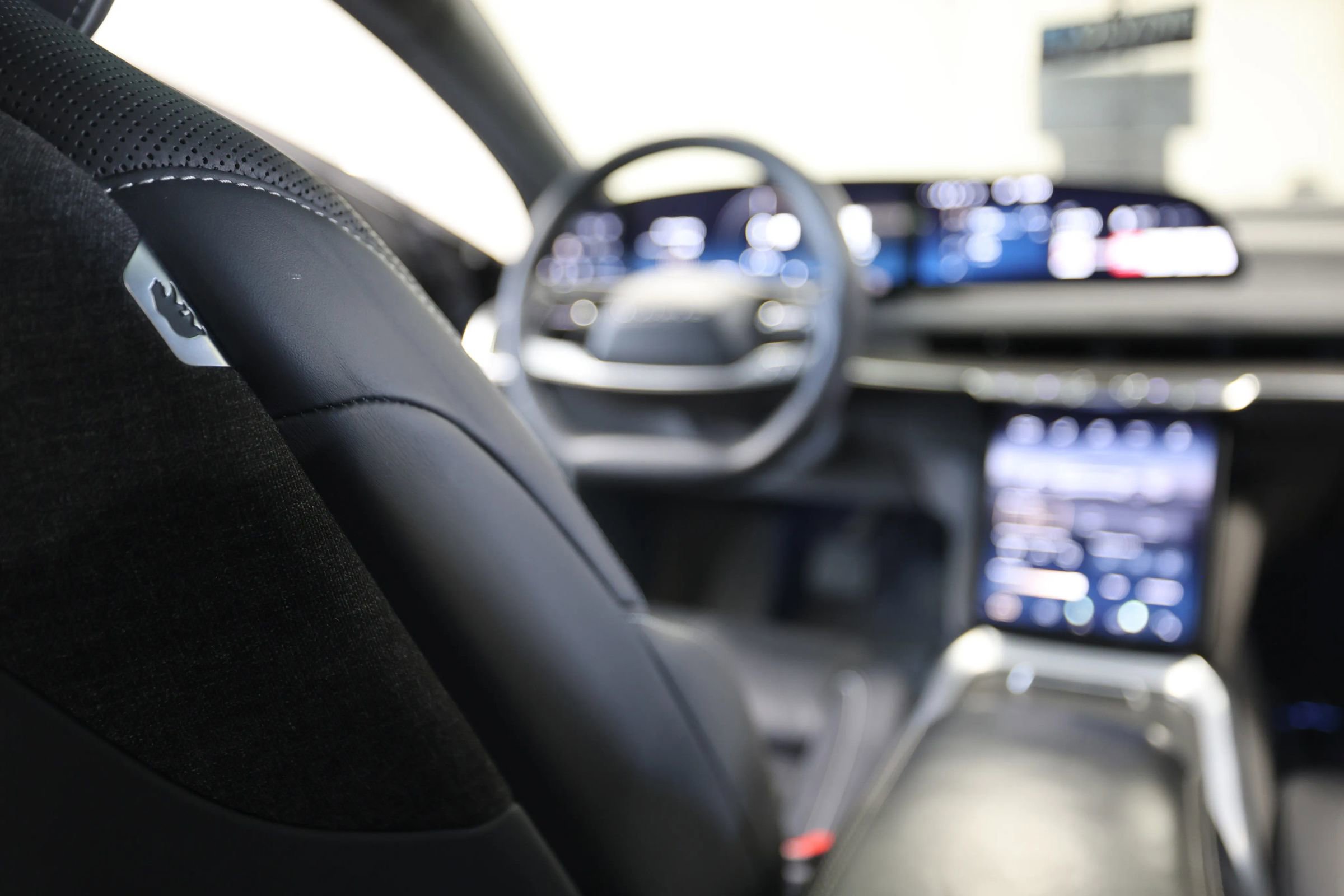 Used 2022 Lucid Air Grand Touring image 54