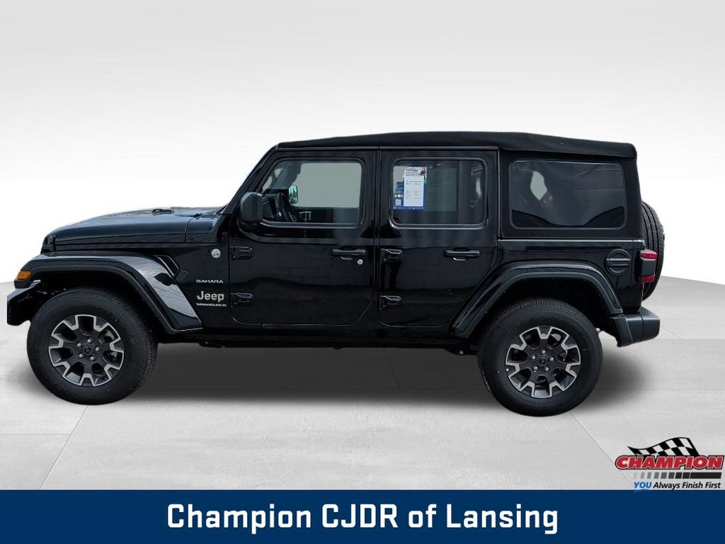 Used 2024 Jeep Wrangler Unlimited Sahara w/ Technology Group AWD/4WD image 3