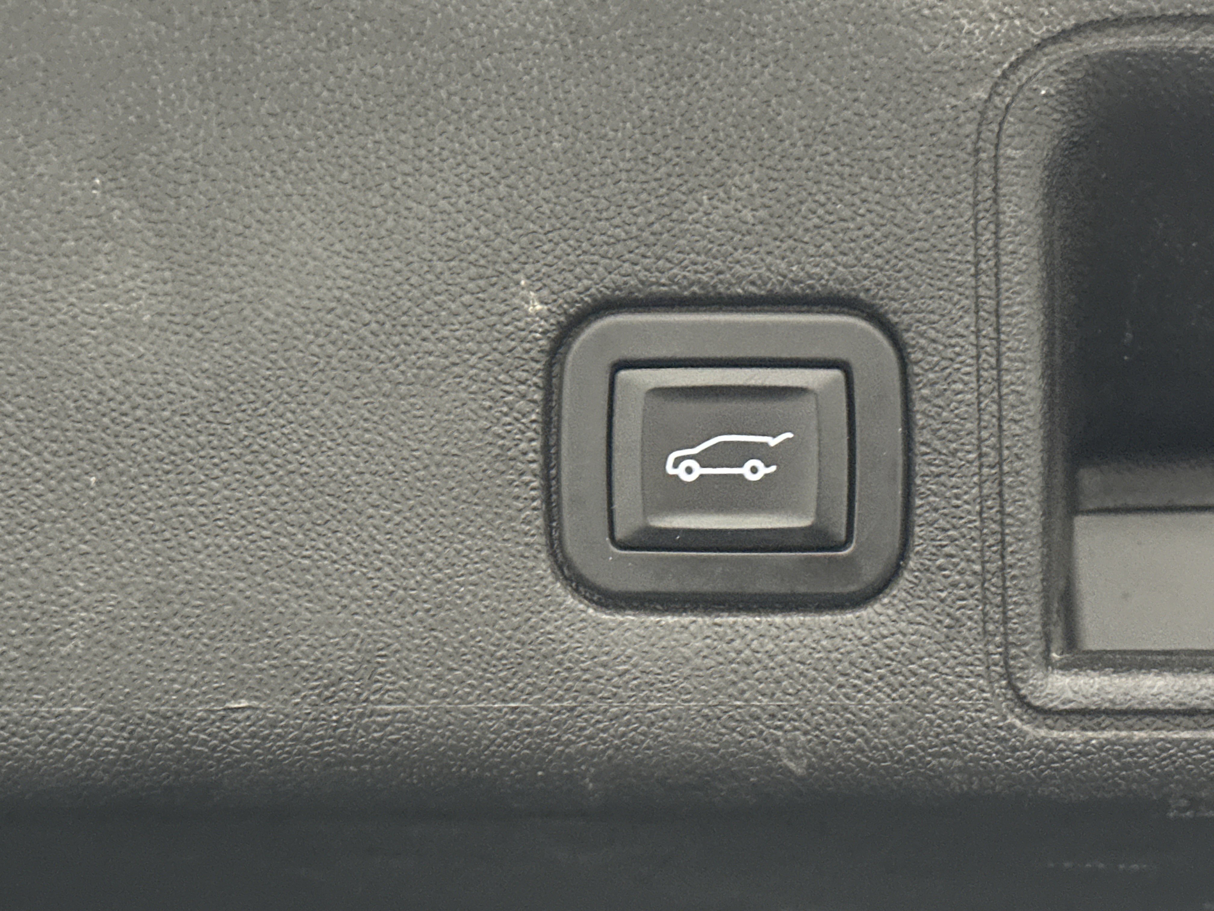 Used 2019 GMC Terrain SLT w/ Preferred Package image 19