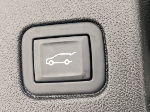 Certified 2023 Chevrolet Equinox RS w/ RS Leather Package image 31