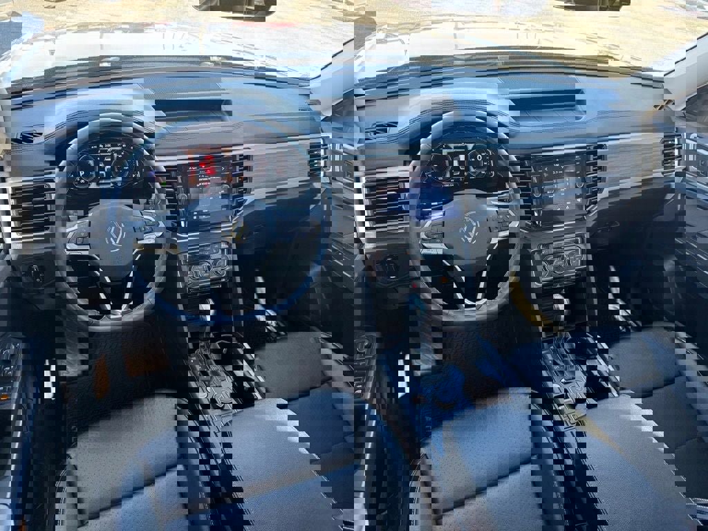 Used 2022 Volkswagen Atlas SEL image 11