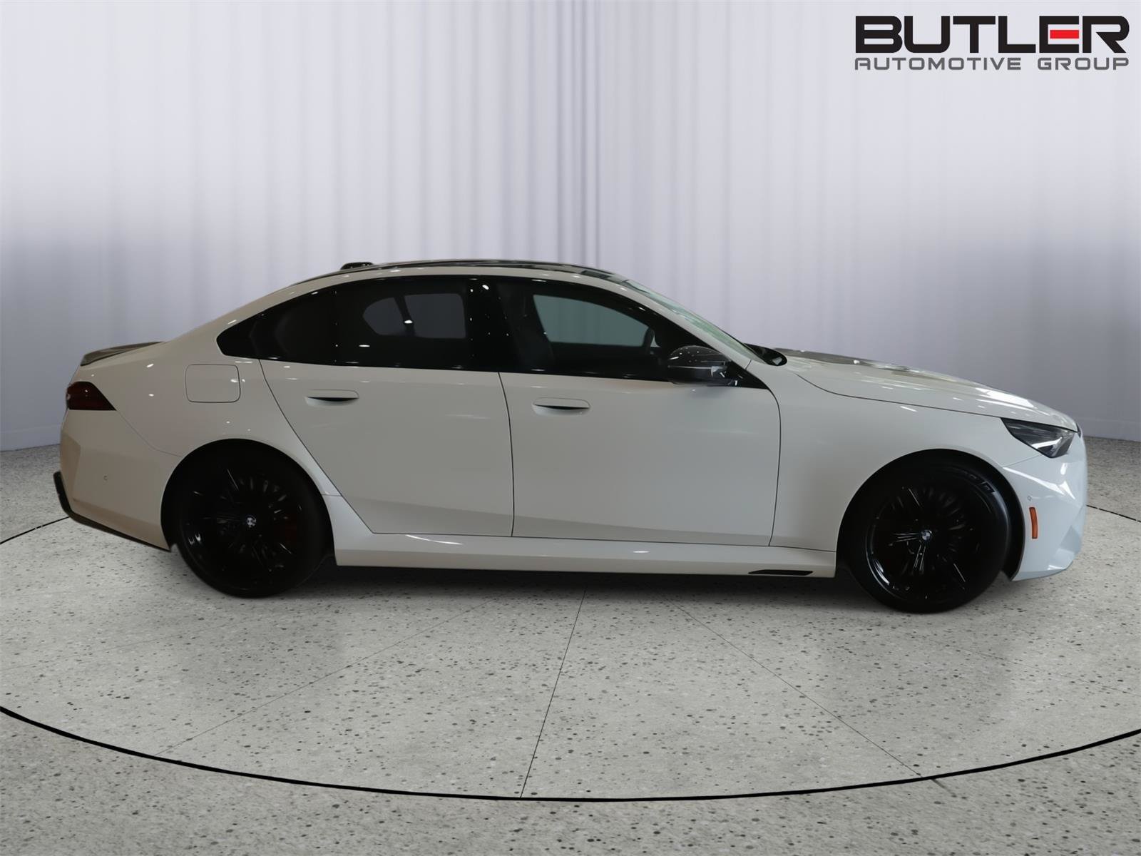 Used 2026 BMW M5 w/ Carbon Package AWD/4WD image 3