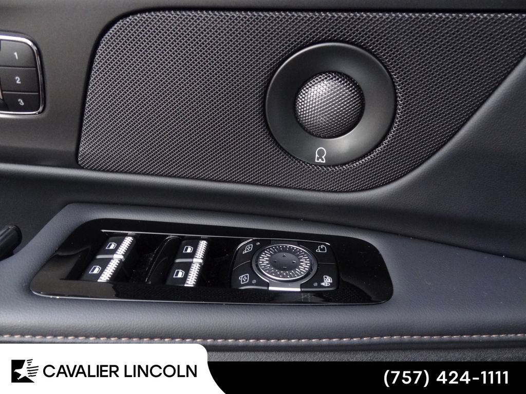 Used 2026 Lincoln Nautilus Premier w/ Equipment Group 102A AWD/4WD image 14