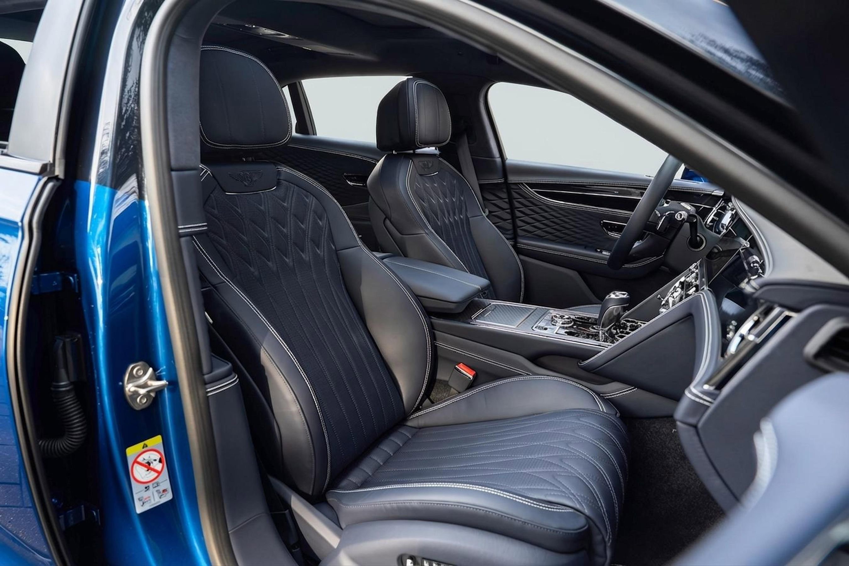 Used 2026 Bentley Flying Spur Azure image 21