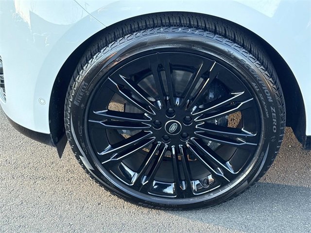 Used 2023 Land Rover Range Rover SE image 11