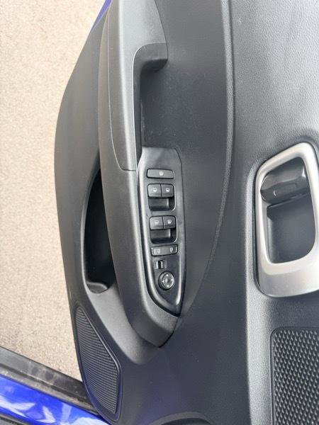 Used 2021 Hyundai Venue SE image 13