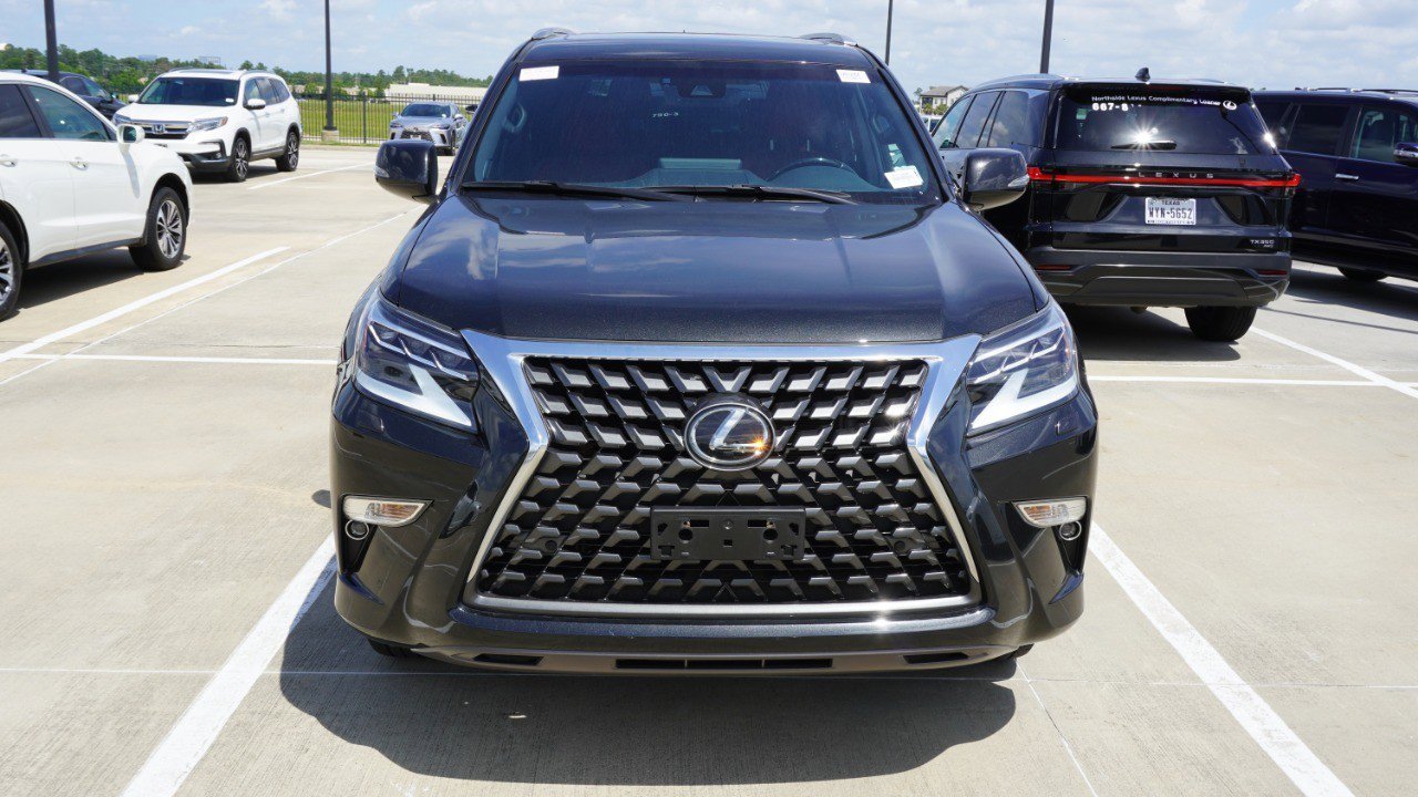 Certified 2023 Lexus GX 460 Premium w/ Premium Package image 2