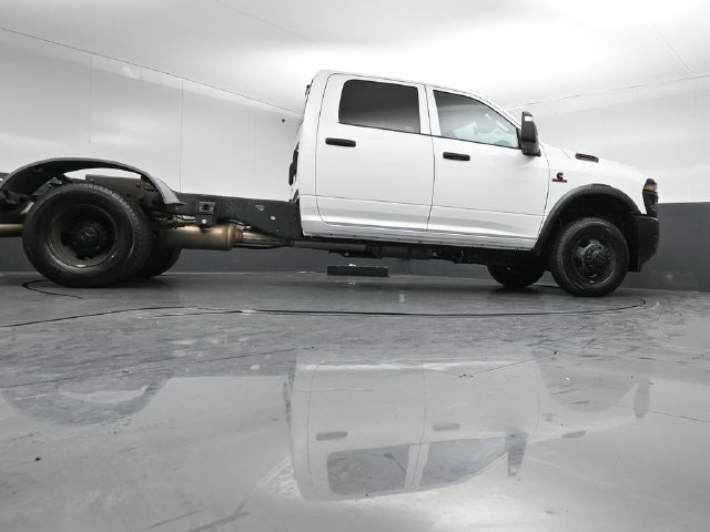 Used 2026 RAM 3500 Tradesman AWD/4WD image 42