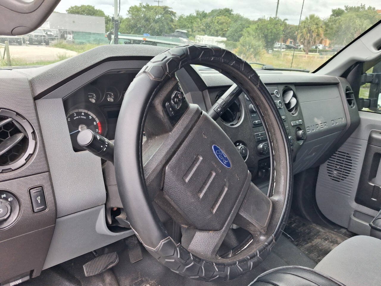 Used 2015 Ford F250 XL w/ Power Equipment Group RWD image 10