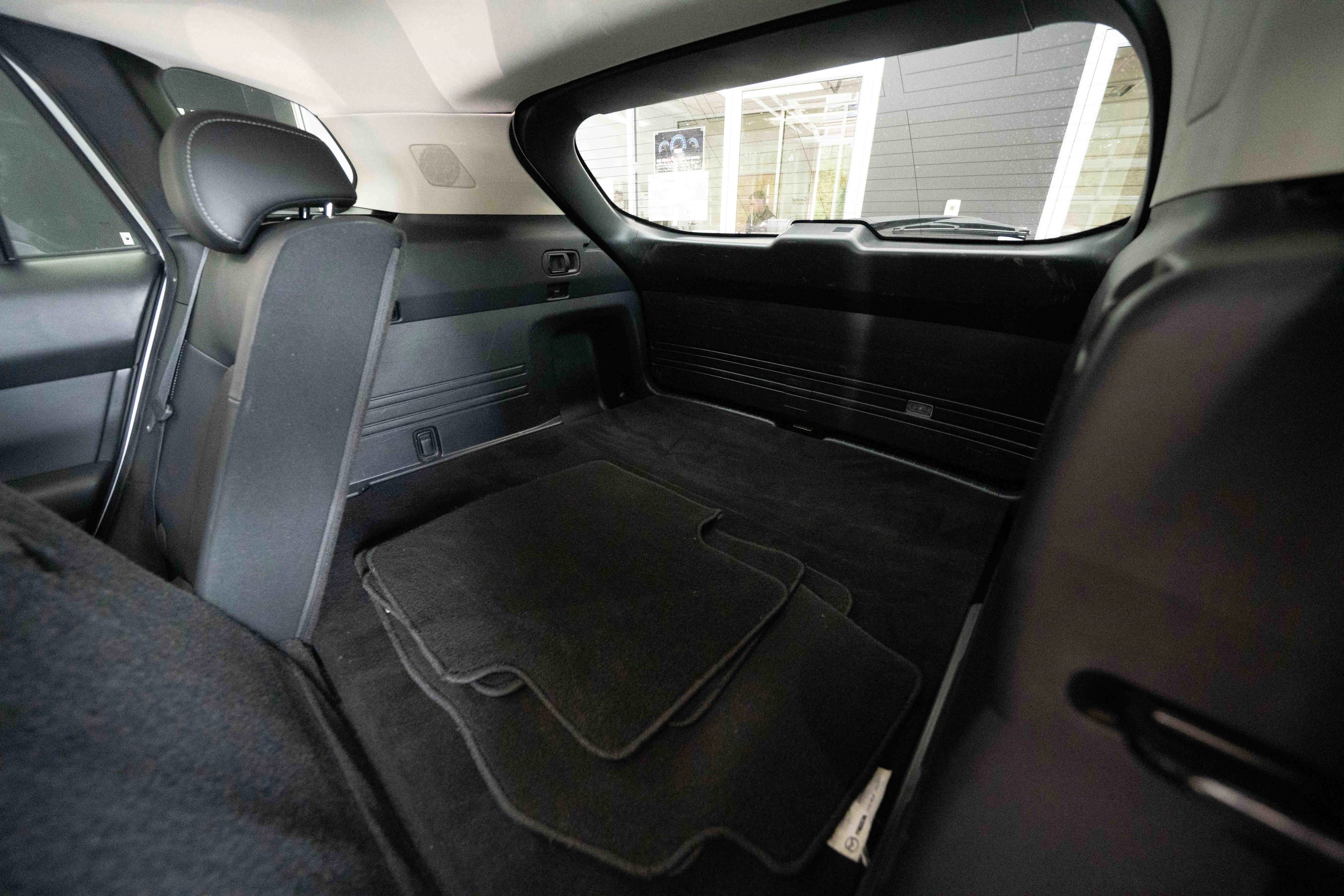 Used 2024 MAZDA CX-50 AWD 2.5 S w/ Cargo Package image 24