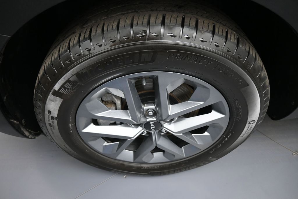 Certified 2024 Kia Telluride LX AWD/4WD image 14