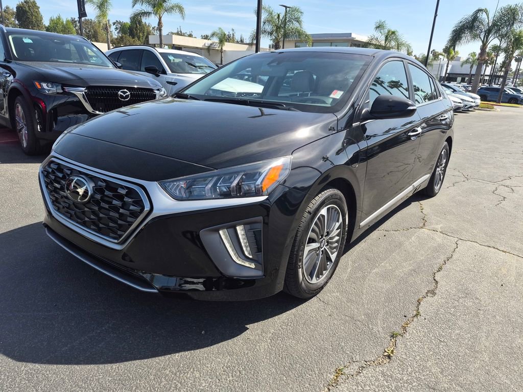 Used 2022 Hyundai Ioniq Limited image 8