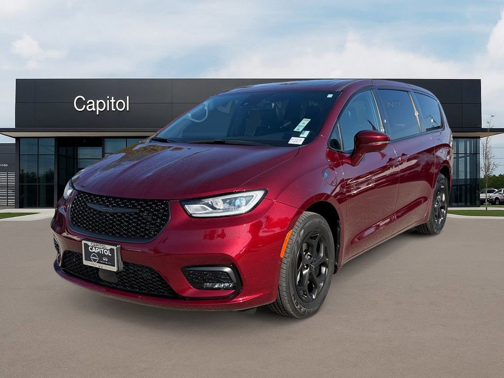 Used 2022 Chrysler Pacifica Limited w/ S Appearance Package image 1