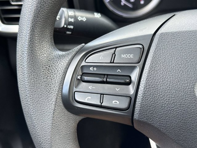 Used 2021 Hyundai Venue SE FWD image 21