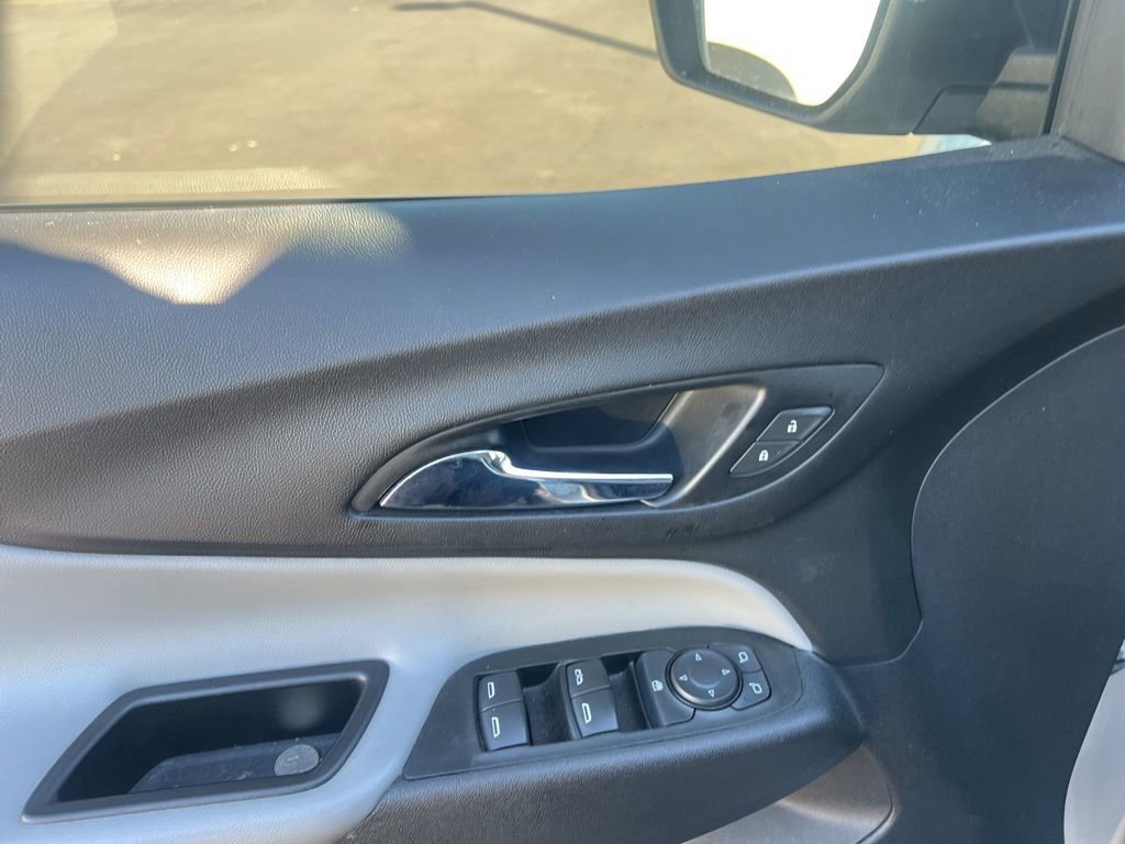 Used 2021 Chevrolet Equinox LS w/ LS Convenience Package image 17