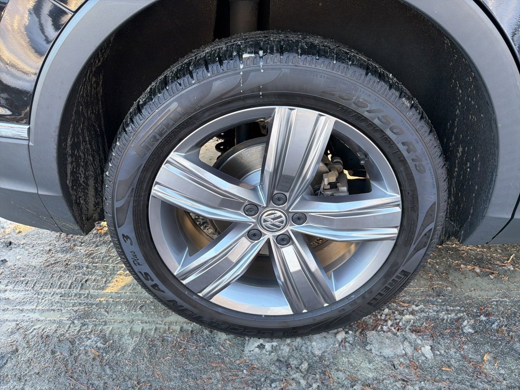 Used 2021 Volkswagen Tiguan SEL image 8