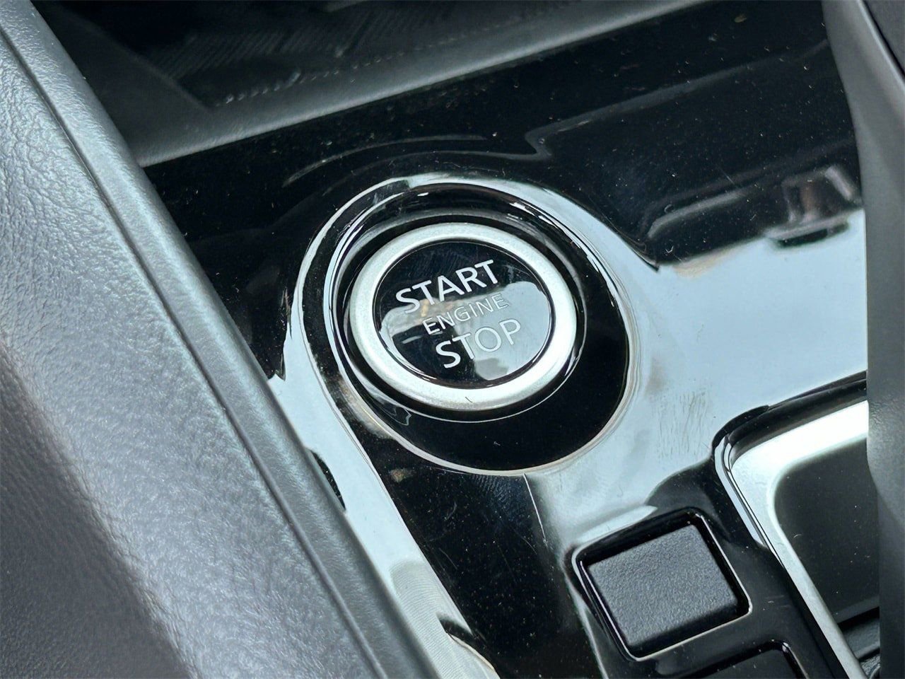 New 2025 Nissan Versa SV w/ Trunk Package image 25