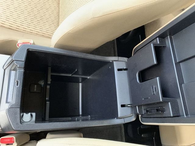 Used 2015 Toyota 4Runner SR5 image 26