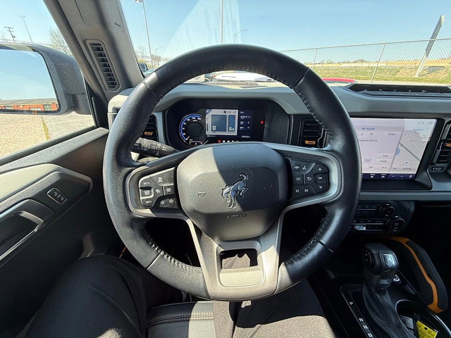 Used 2023 Ford Bronco Badlands image 34