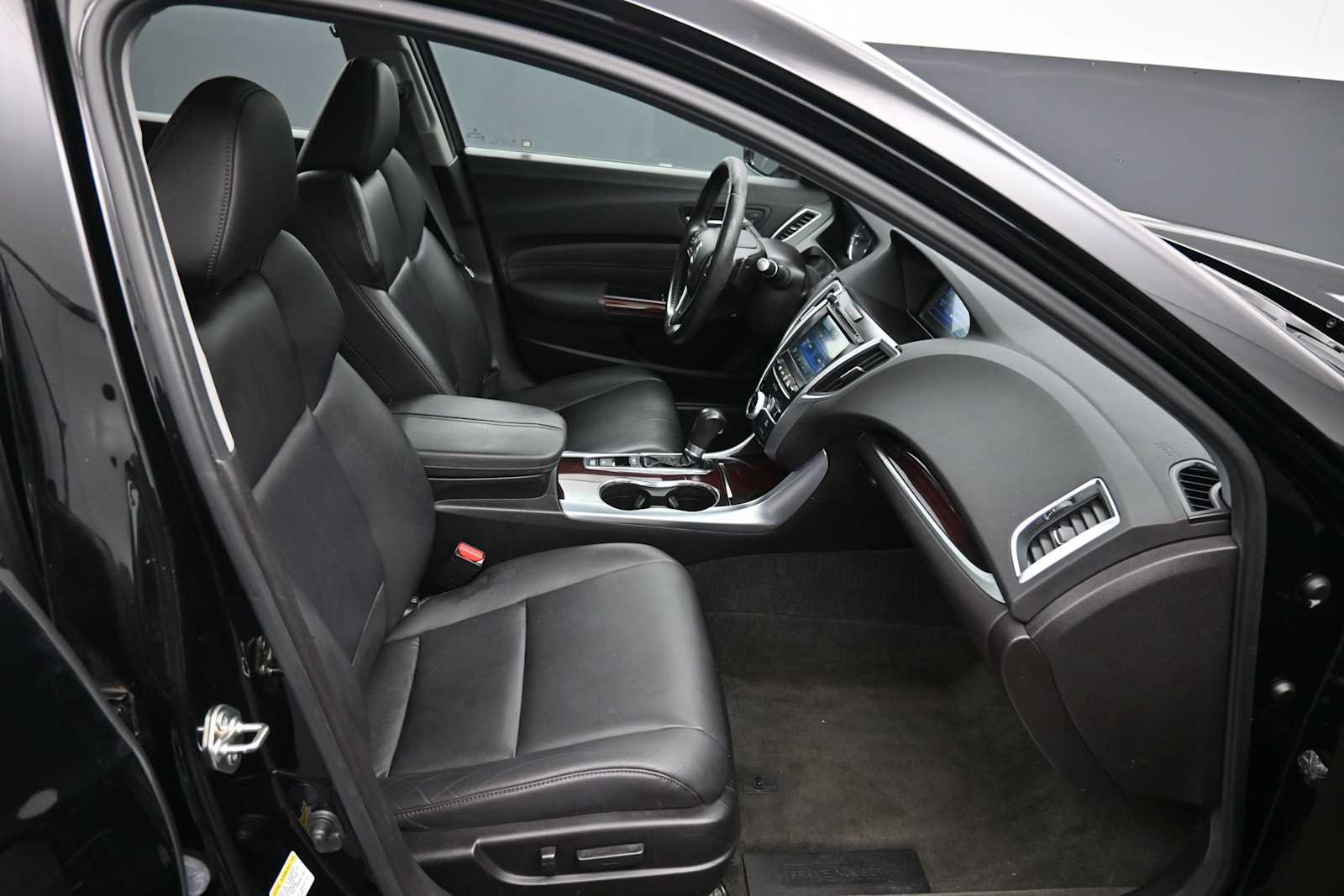 Used 2016 Acura TLX FWD image 23