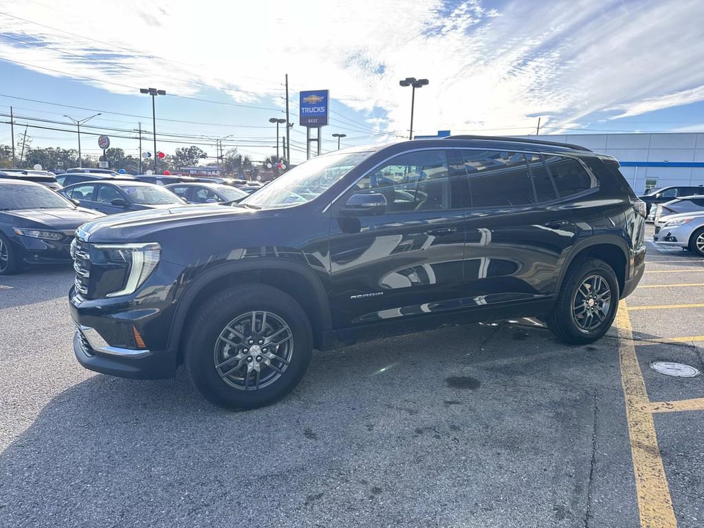 Used 2025 GMC Acadia Elevation image 4