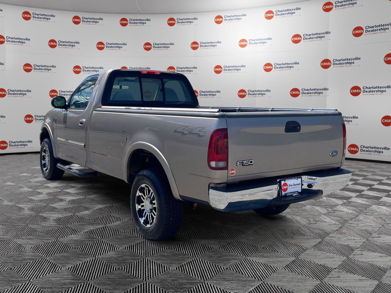 Used 2002 Ford F150 4x4 Regular Cab image 3