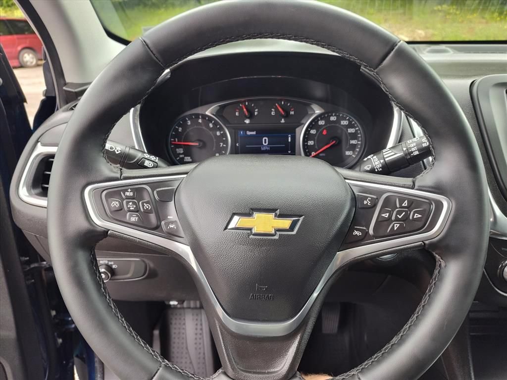 Used 2023 Chevrolet Equinox LT FWD image 15