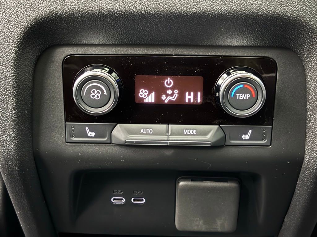 New 2026 Buick Enclave Avenir w/ Super Cruise Package image 8