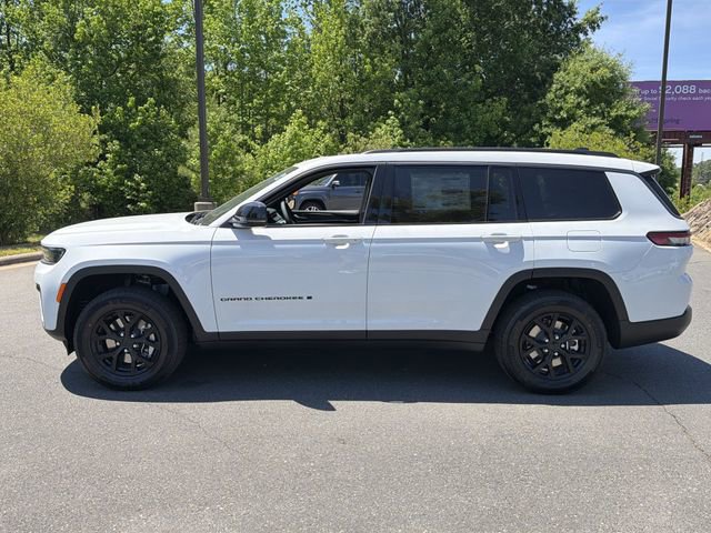 New 2026 Jeep Grand Cherokee L 4WD image 10