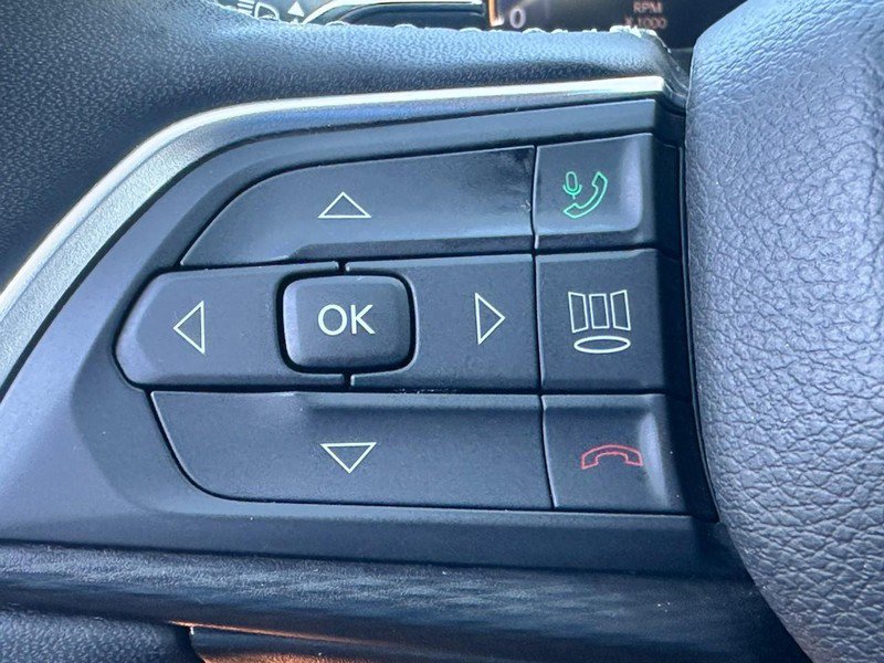 Used 2024 Jeep Grand Cherokee Altitude AWD/4WD image 19