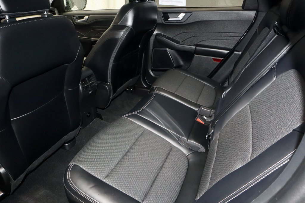 Used 2023 Ford Escape SE image 22