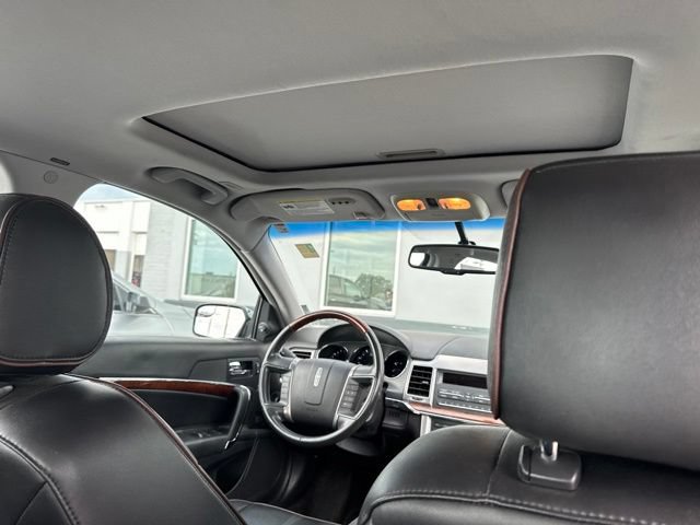 Used 2011 Lincoln MKZ FWD image 9