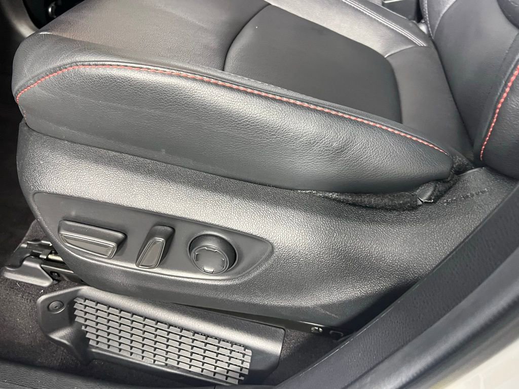 Used 2025 Toyota Sienna XSE image 24