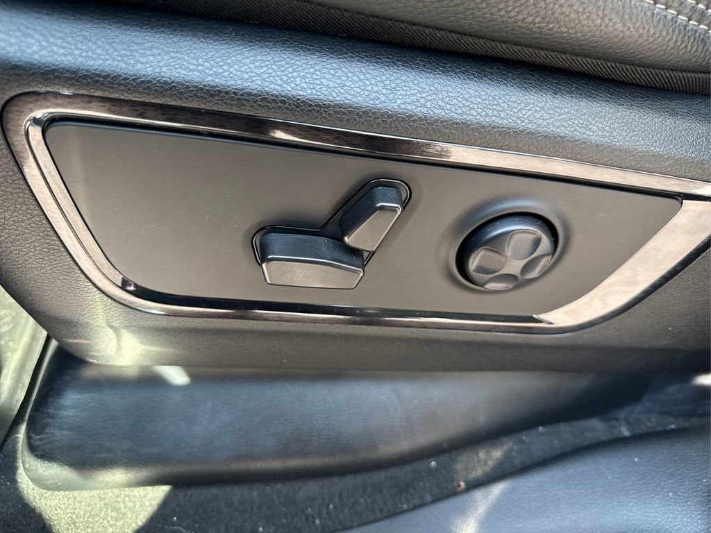 Used 2023 RAM 1500 Limited w/ Body Color Bumper Group image 41