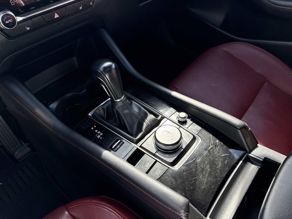 Used 2024 MAZDA MAZDA3 s image 26