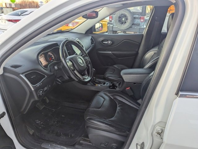 Used 2019 Jeep Cherokee Limited w/ Luxury Group image 10