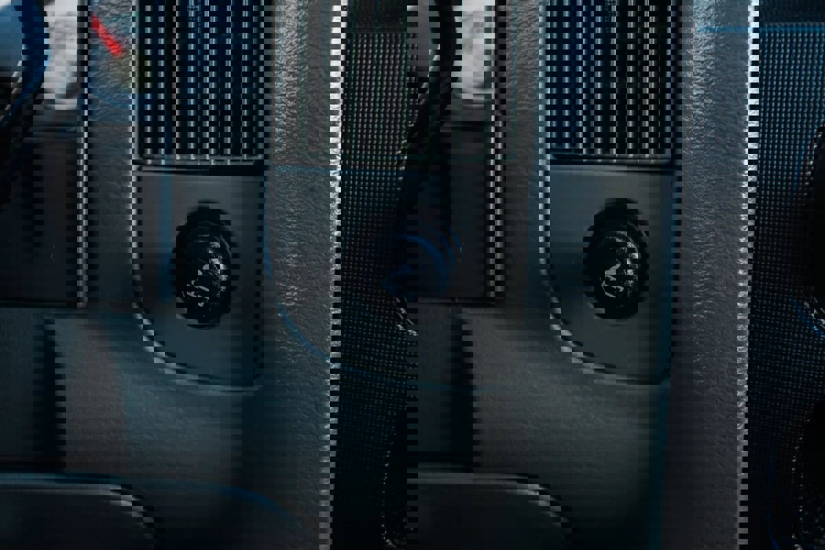 Used 2004 Dodge Ram 2500 Truck SLT w/ Trailer Tow Group image 28