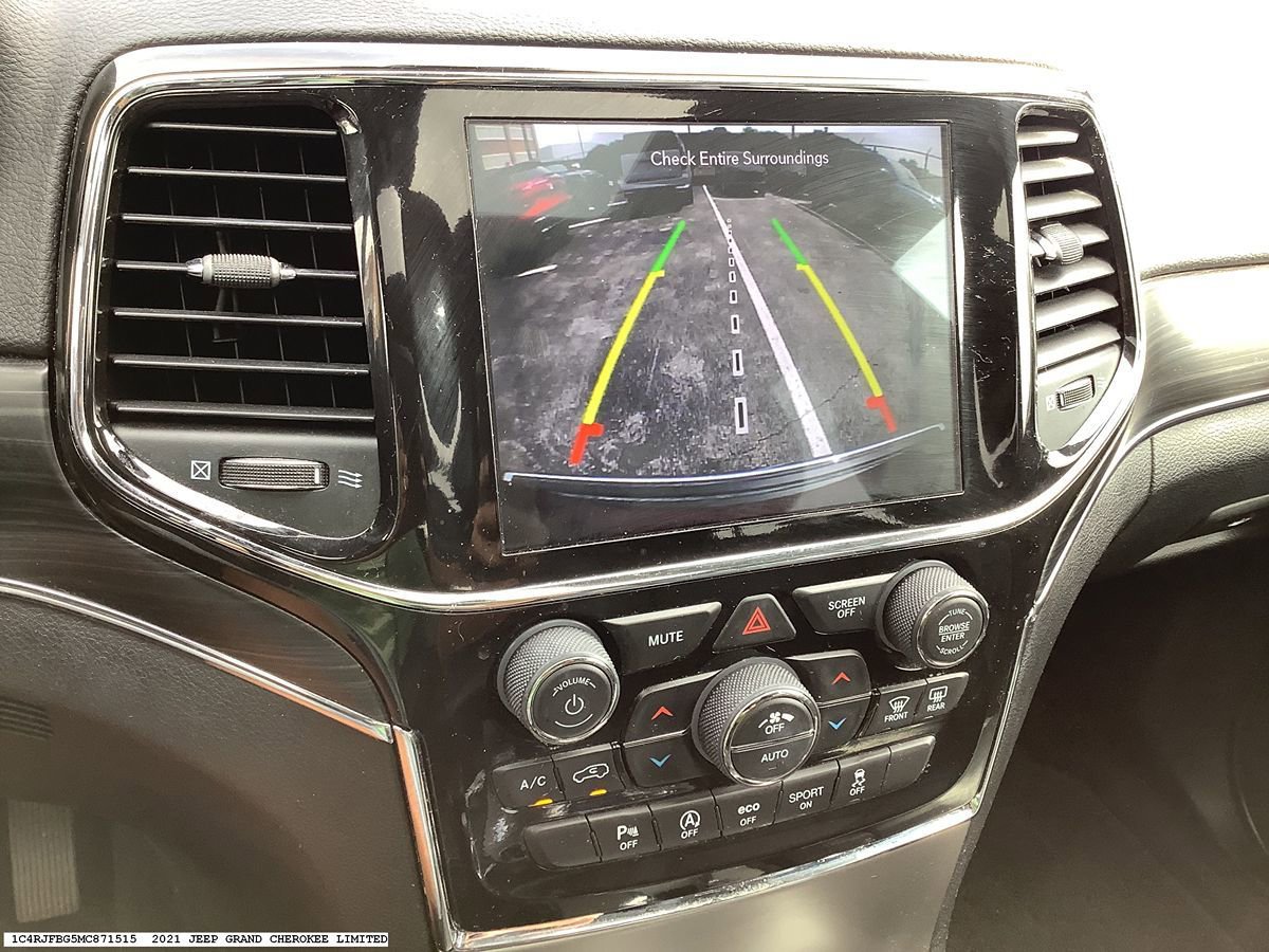 Used 2021 Jeep Grand Cherokee Limited w/ Premium Lighting Group AWD/4WD image 9
