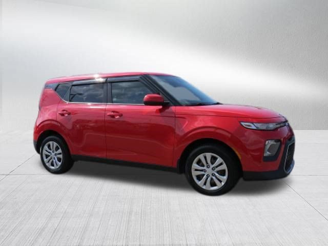 Used 2021 Kia Soul LX FWD image 2