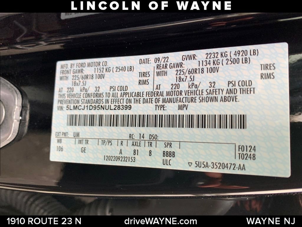 Certified 2022 Lincoln Corsair AWD w/ Equipment Group 101A image 28