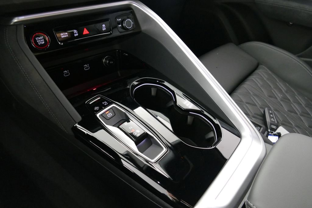 New 2026 Audi SQ5 Premium Plus image 11