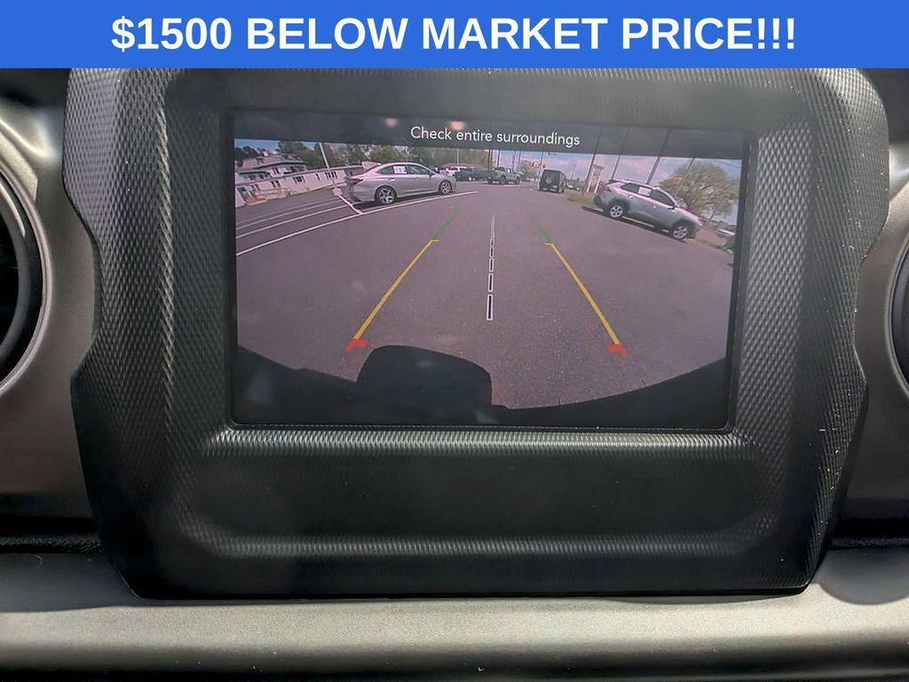 Used 2022 Jeep Wrangler Unlimited Sport AWD/4WD image 17