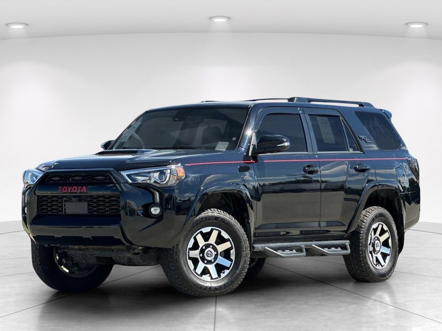 Used 2024 Toyota 4Runner TRD Off-Road Premium w/ Off Road Premium Plus Package AWD/4WD image 2