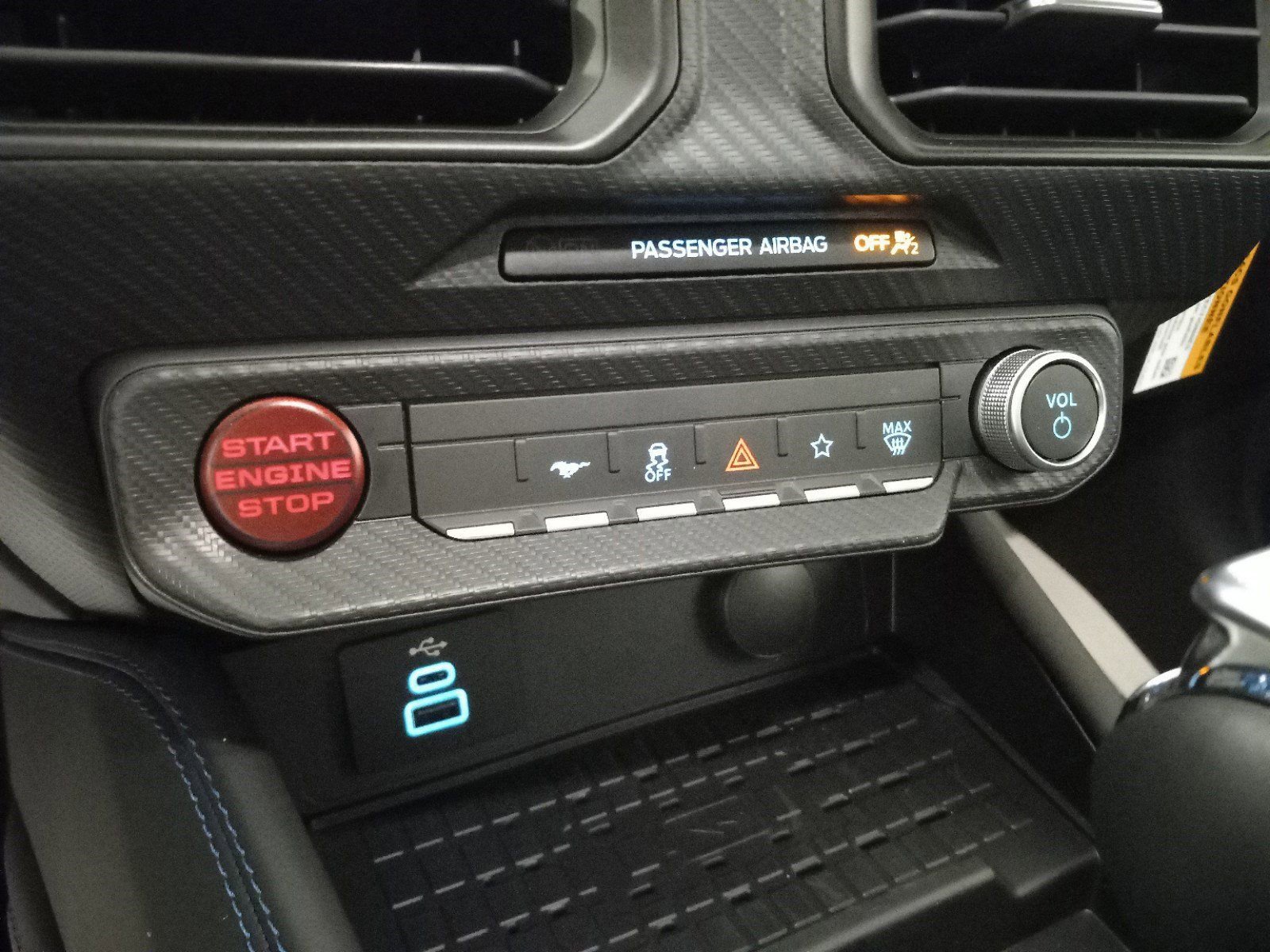 New 2024 Ford Mustang Dark Horse w/ Dark Horse Handlin Package image 15