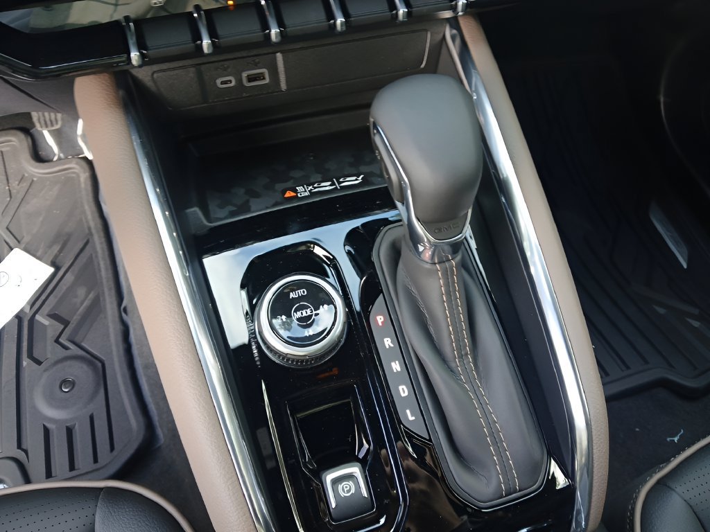New 2026 GMC Canyon Denali AWD/4WD image 17