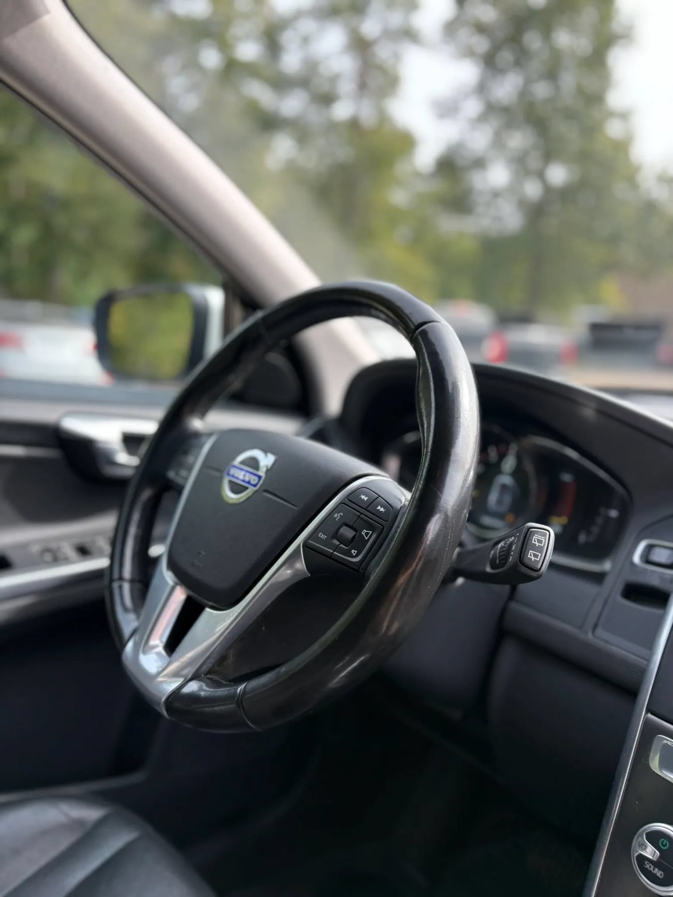 Used 2016 Volvo XC60 T6 Platinum AWD/4WD image 54